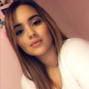 Meet your Posher, Jazmin